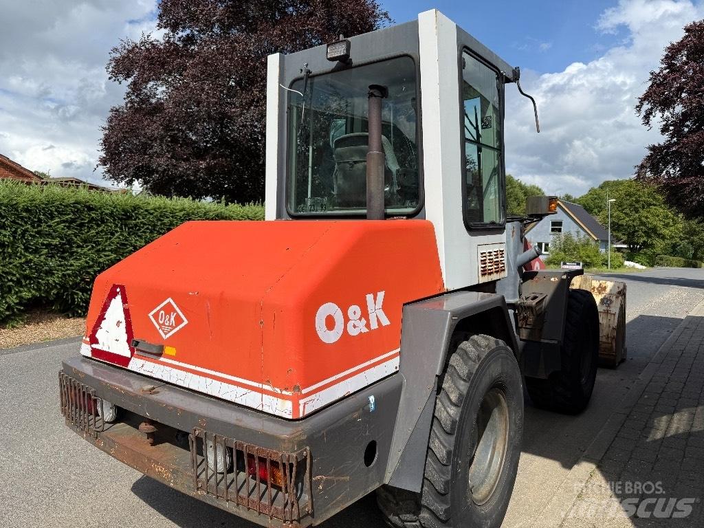 O&K L 6 لوادر بعجل