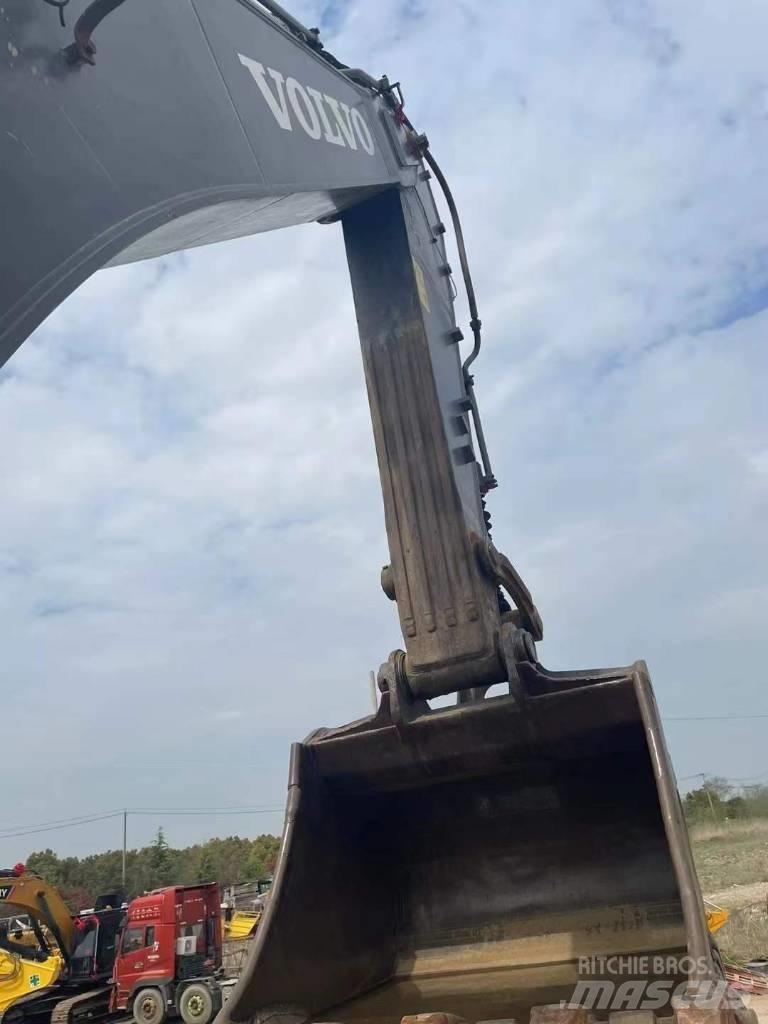 Volvo EC 480 حفارات زحافة