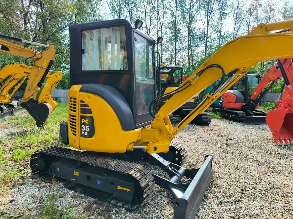 Komatsu PC 35 MR حفارات صغيرة أقل من 7 طن (حفارات صغيرة)