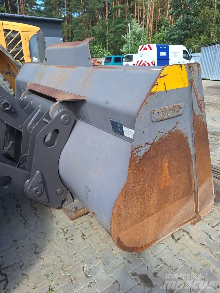 Volvo L 150 H لوادر بعجل