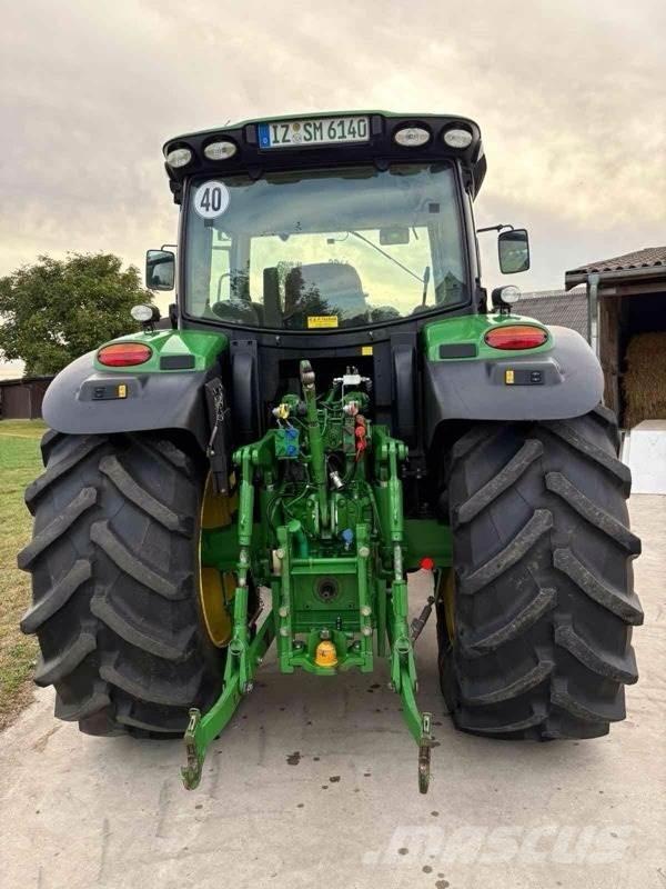 John Deere 6140R الجرارات