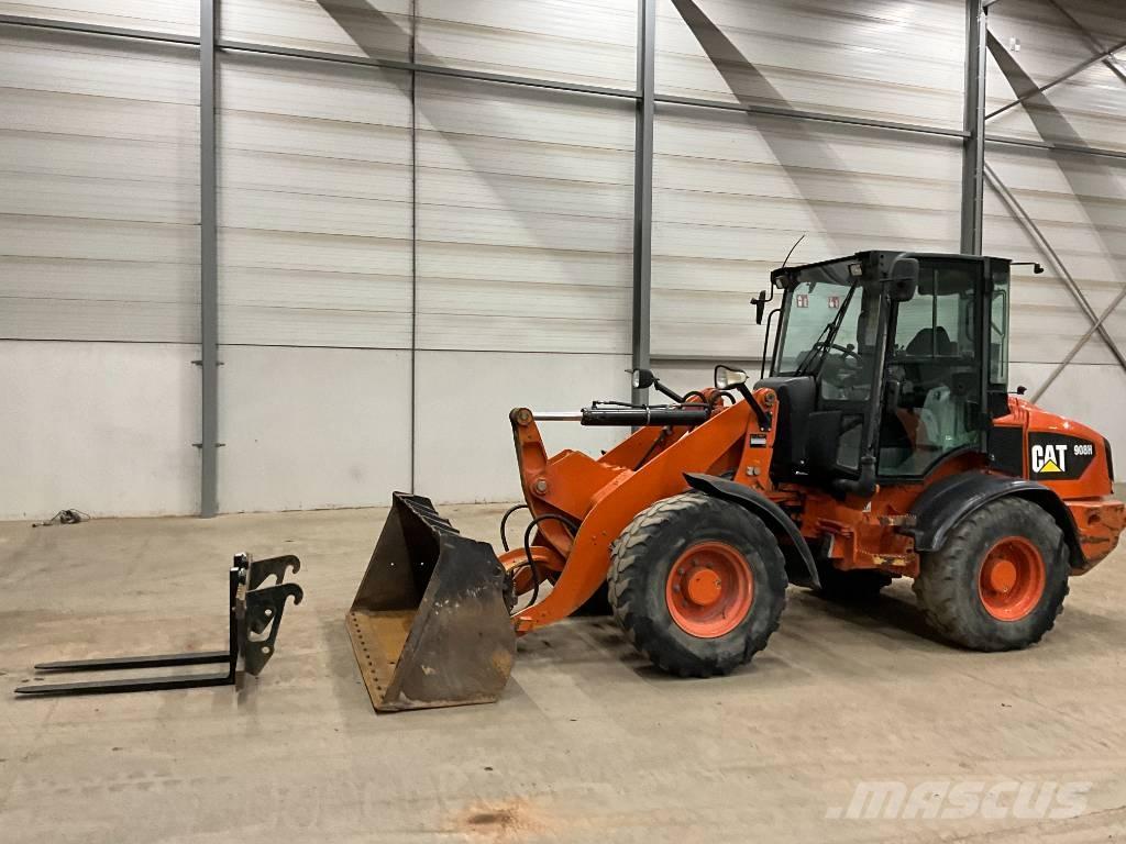 CAT 908 H لوادر بعجل