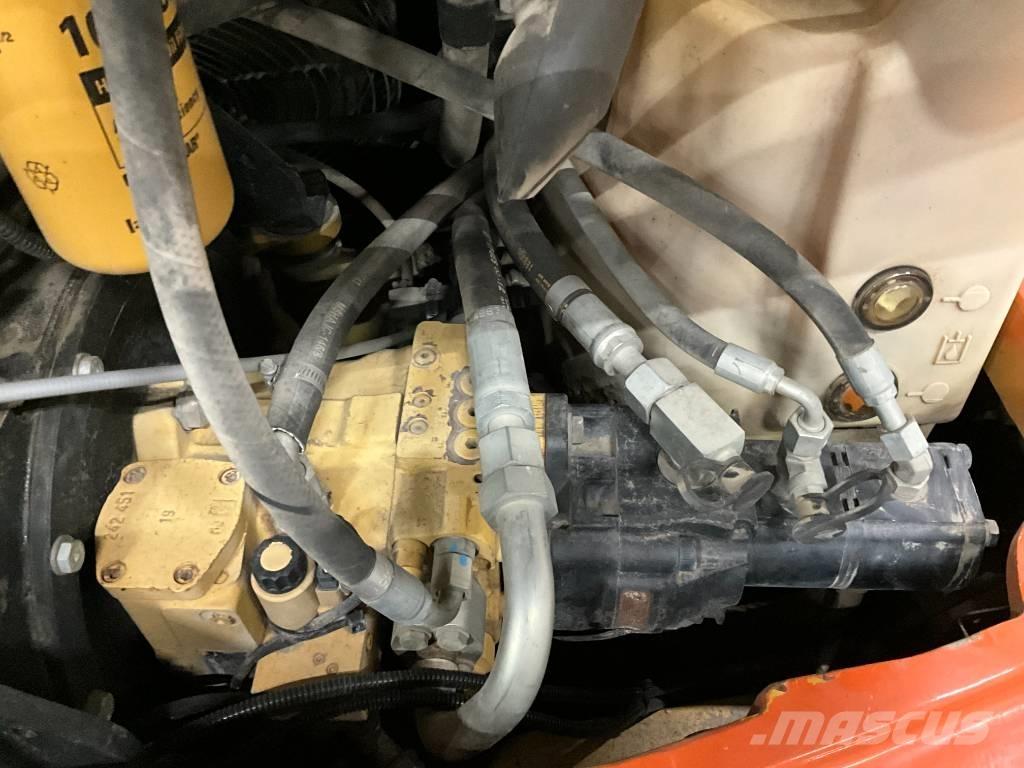 CAT 908 H لوادر بعجل