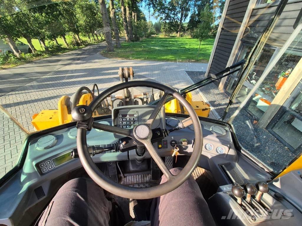 Volvo L 70 C لوادر بعجل