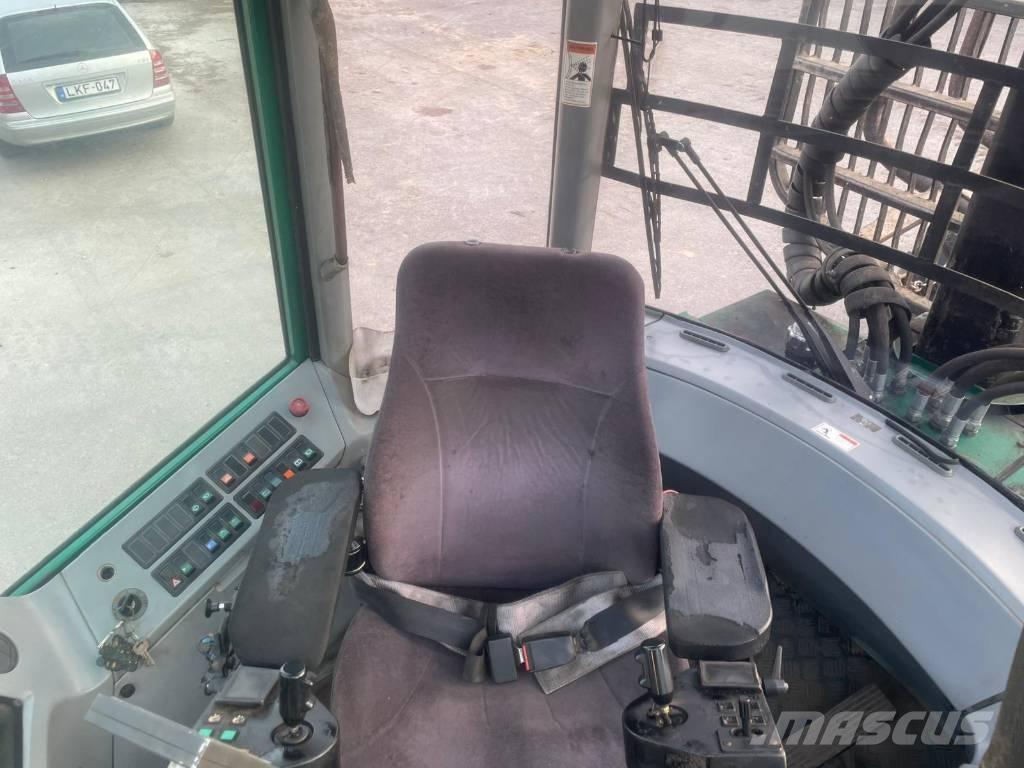 Timberjack 810 B شاحنات