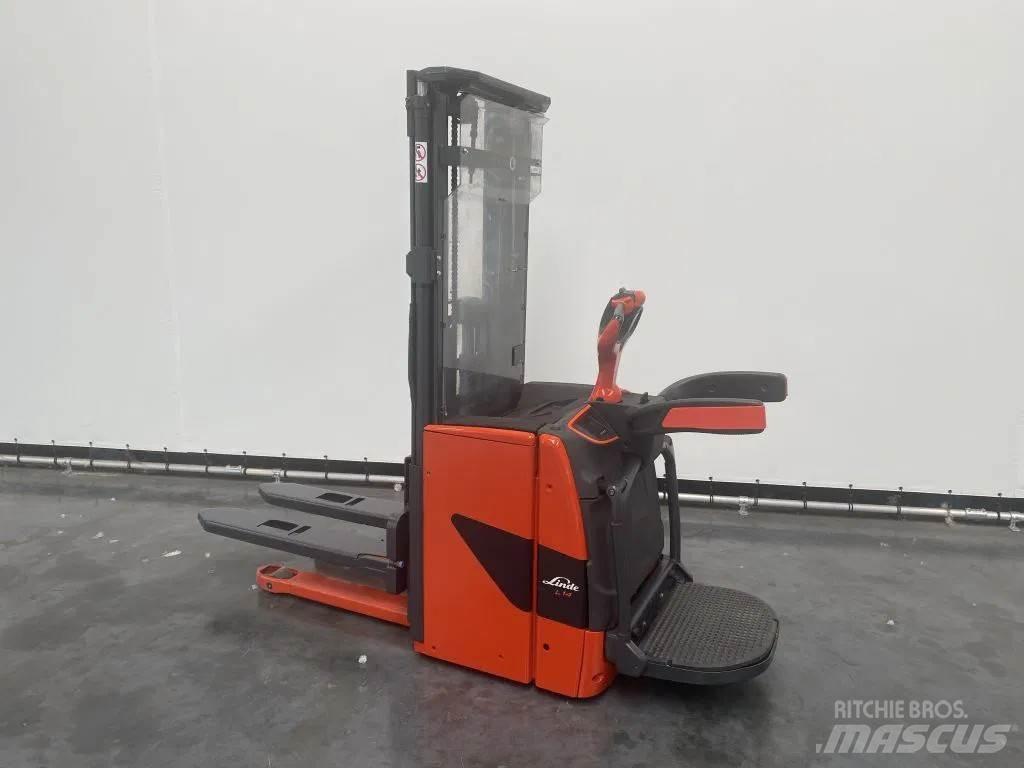 Linde L 14 AP معدات التكديس الجوالة