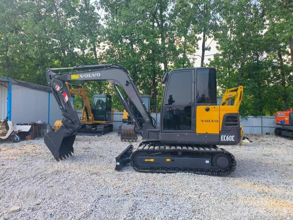Volvo EC 60 حفارات زحافة