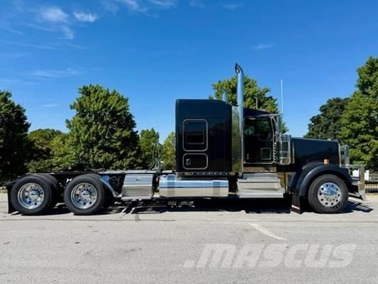 Kenworth W 900 وحدات الجر