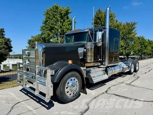 Kenworth W 900 وحدات الجر