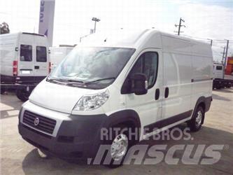 Fiat Ducato Lwbmed شاحنة مقفلة