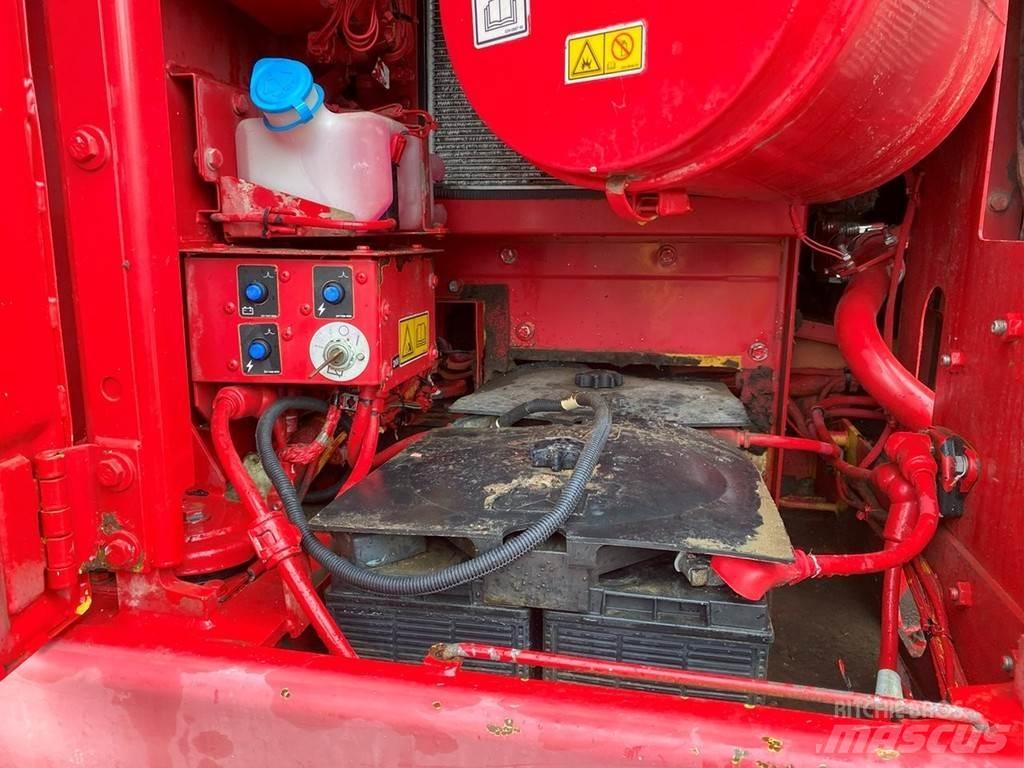 CAT 329 D NVT حفارات زحافة