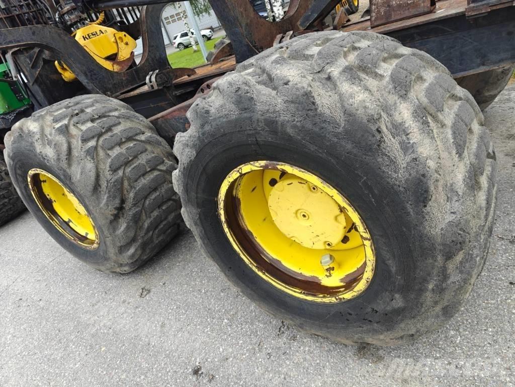 John Deere 1270 E حصادات