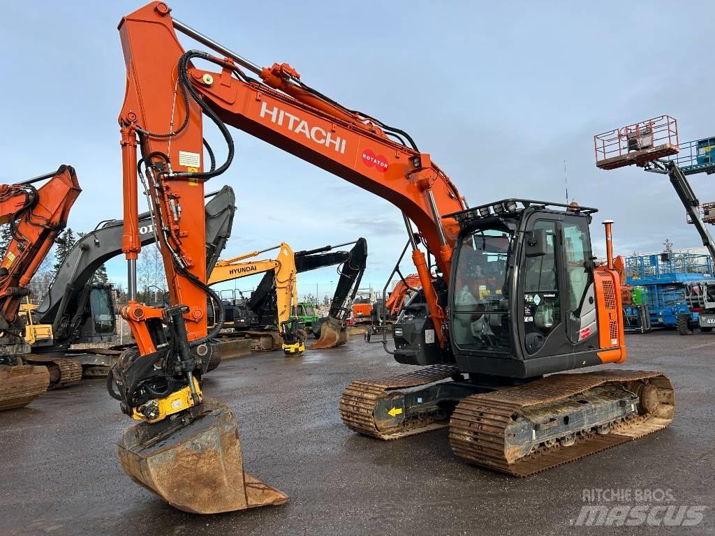 Hitachi ZX 135 US-6 حفارات زحافة