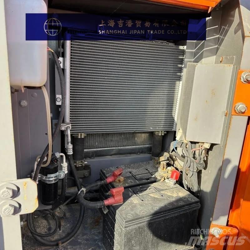 Hitachi ZX 70 حفارات وسط 7 طن - 12 طن