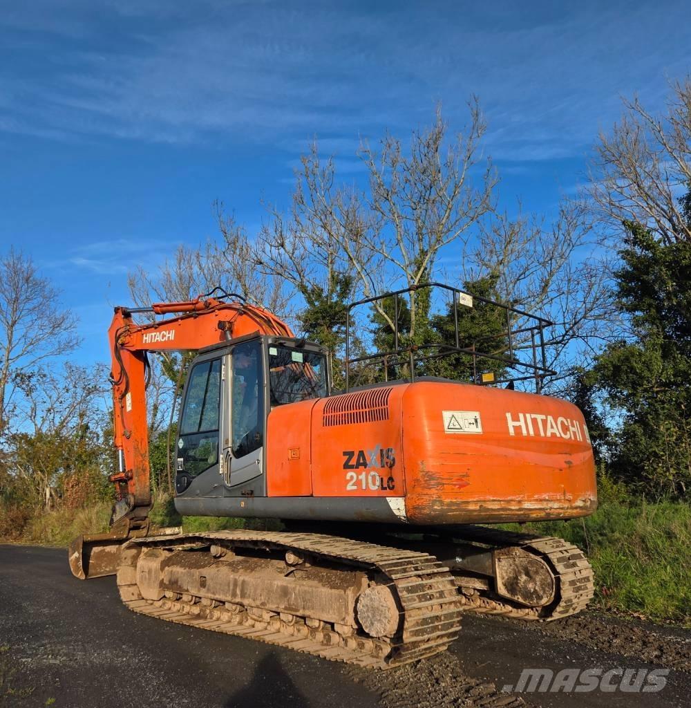 Hitachi ZX 210 LC-3 حفارات زحافة