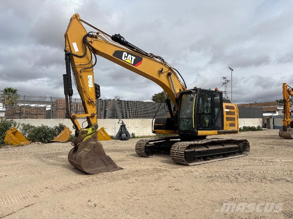 CAT 320 EL RR حفارات زحافة