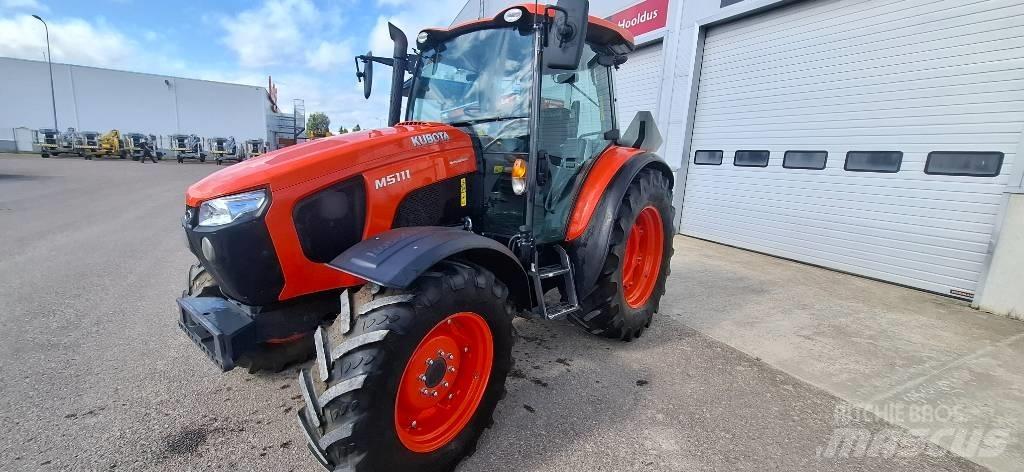 Kubota M 5111 الجرارات