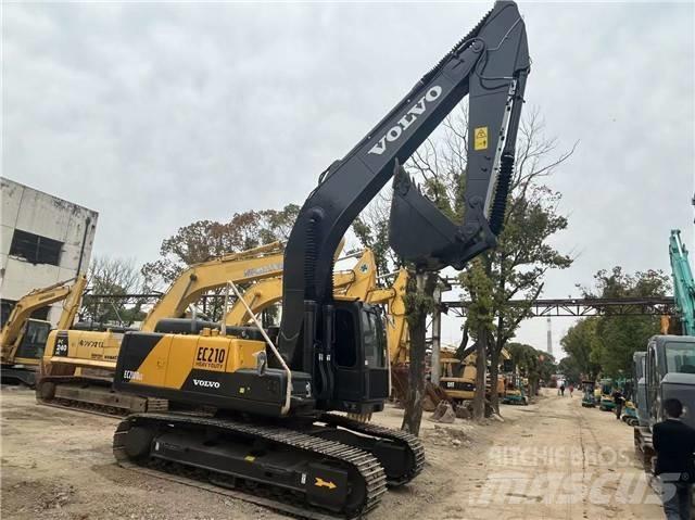 Volvo EC 210 حفارات زحافة