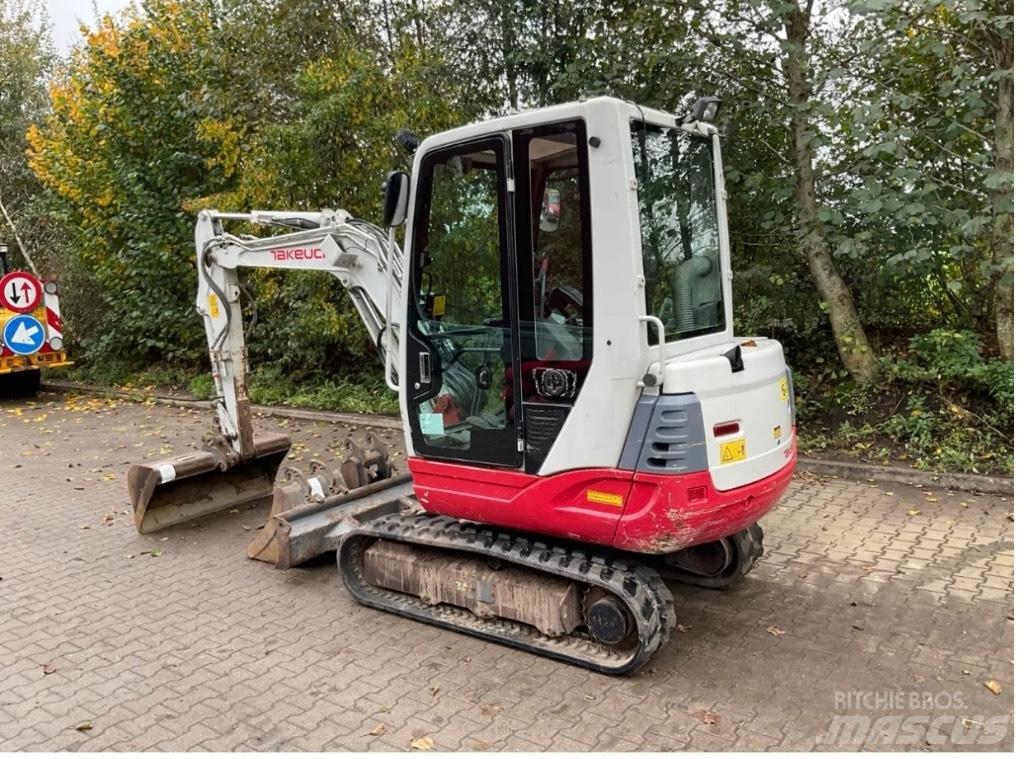 Takeuchi TB228 حفارات صغيرة أقل من 7 طن (حفارات صغيرة)