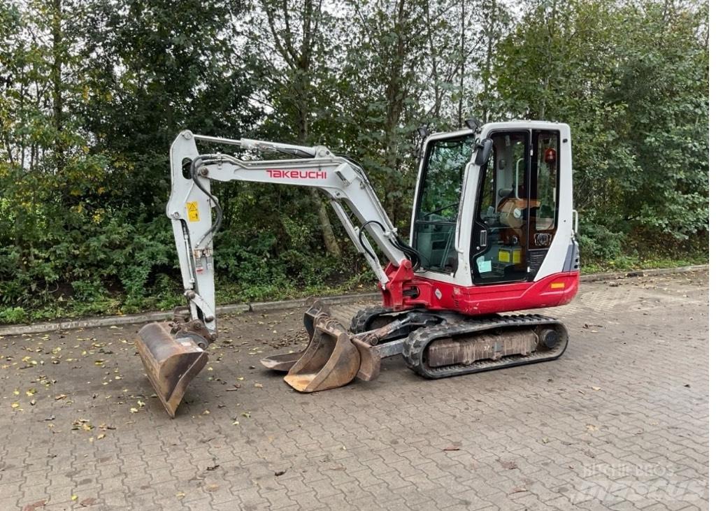 Takeuchi TB228 حفارات صغيرة أقل من 7 طن (حفارات صغيرة)