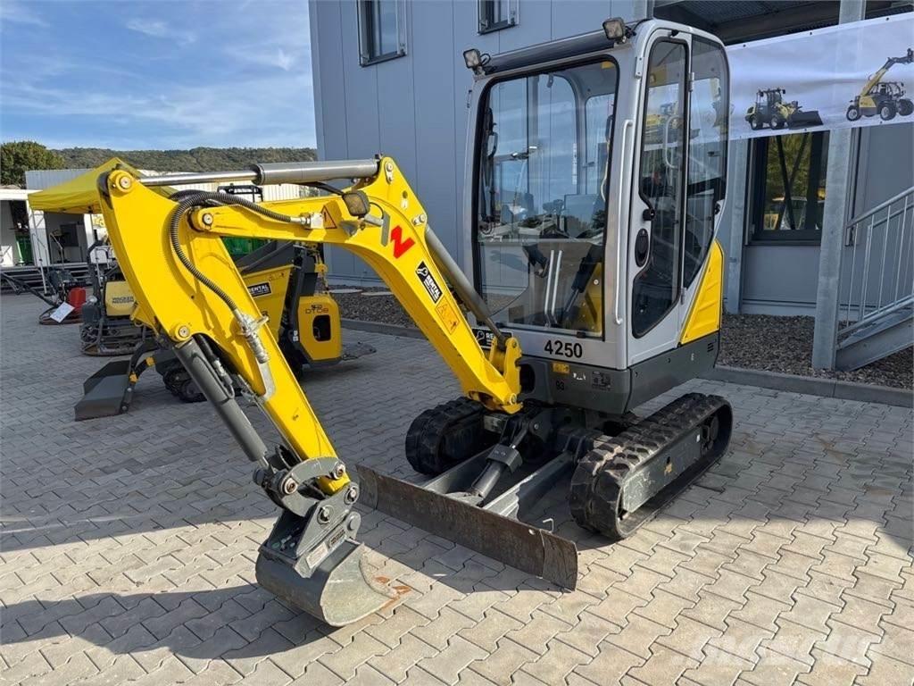 Wacker Neuson ET16 حفارات زحافة