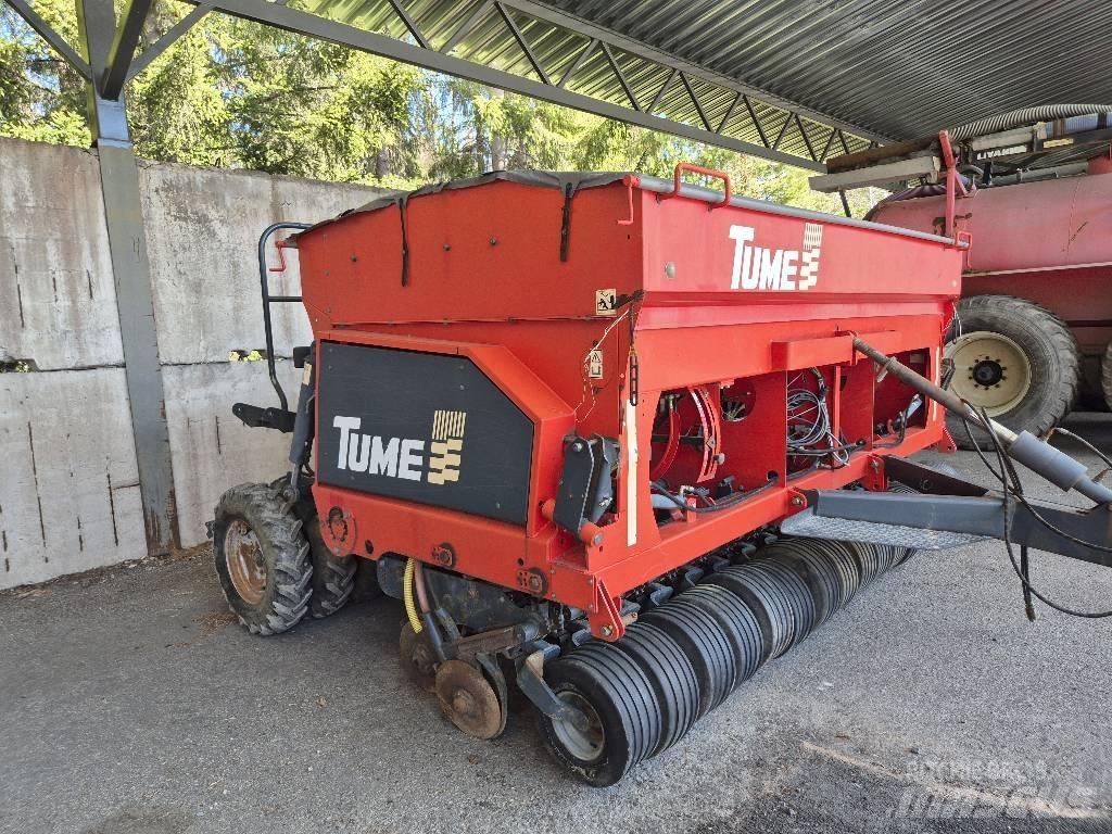 Tume Nova Combi 4000 صهاريج الملاط
