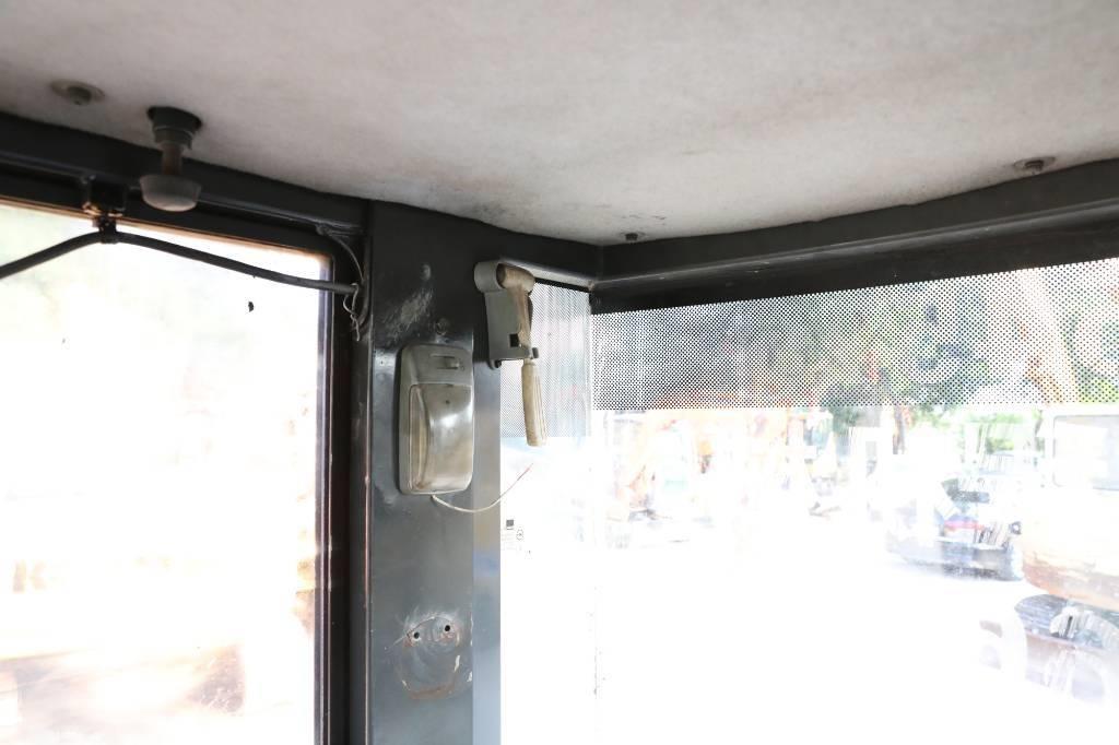 Komatsu PC 55 MR-2 حفارات صغيرة أقل من 7 طن (حفارات صغيرة)