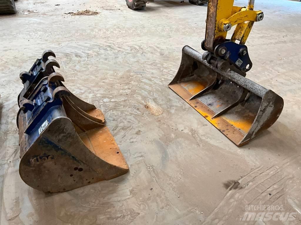 Komatsu PC 55 MR حفارات صغيرة أقل من 7 طن (حفارات صغيرة)