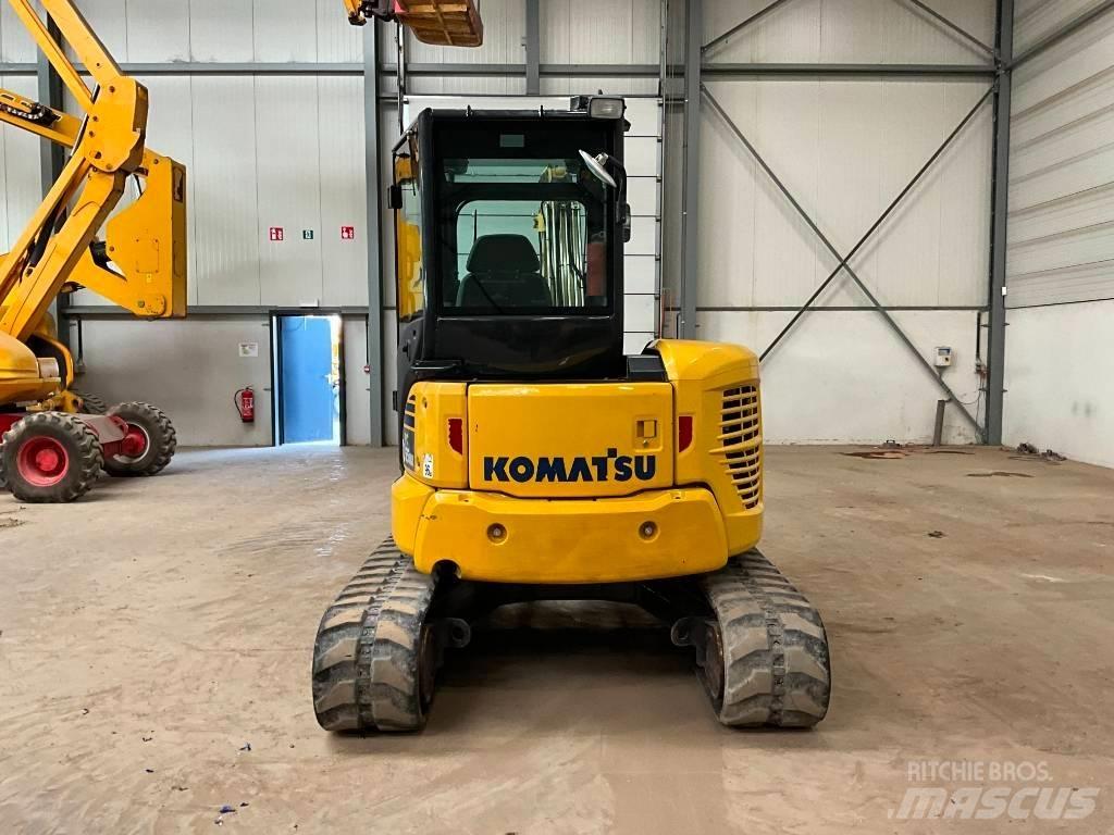 Komatsu PC 55 MR حفارات صغيرة أقل من 7 طن (حفارات صغيرة)