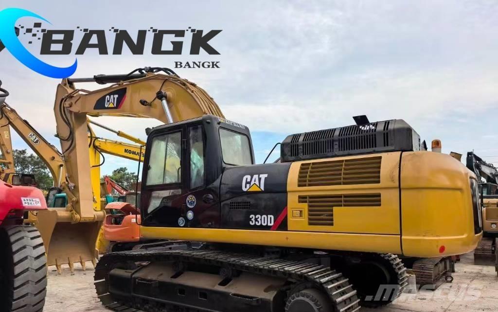 CAT 330 D حفارات زحافة