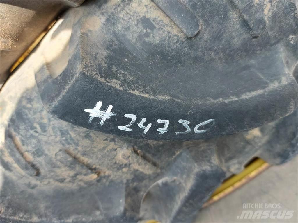 Kleber 270/95R32 الإطارات والعجلات والحافات