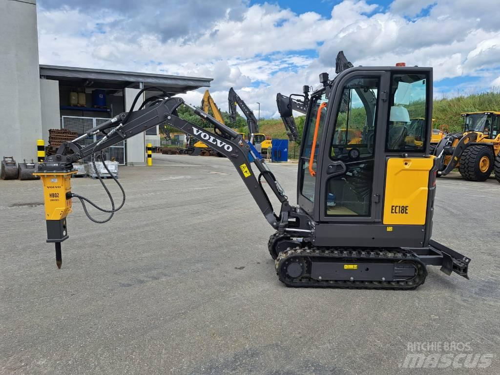 Volvo EC 18 E حفارات صغيرة أقل من 7 طن (حفارات صغيرة)