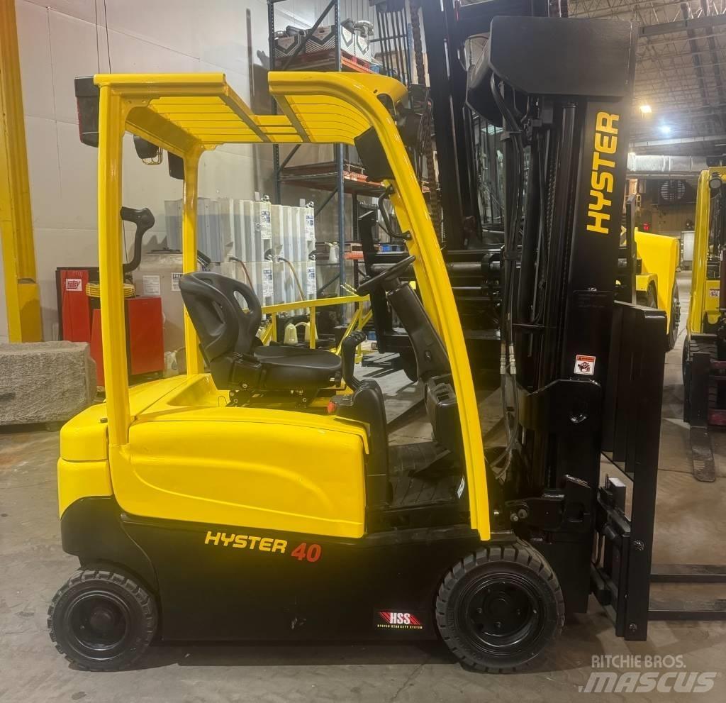 Hyster J40XN شاحنات ذات رافعات شوكية تعمل بالكهرباء