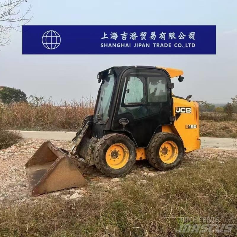 JCB 155 لوادر انزلاقية التوجيه