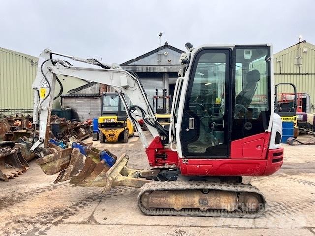 Takeuchi TB 230 حفارات صغيرة أقل من 7 طن (حفارات صغيرة)