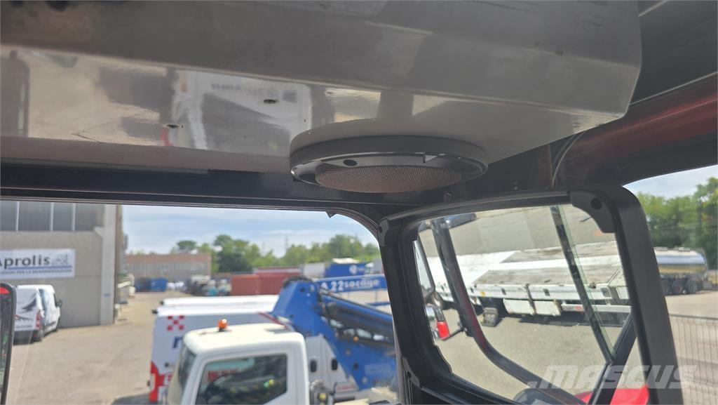 MOL YM225 جرارات صالات المطارات