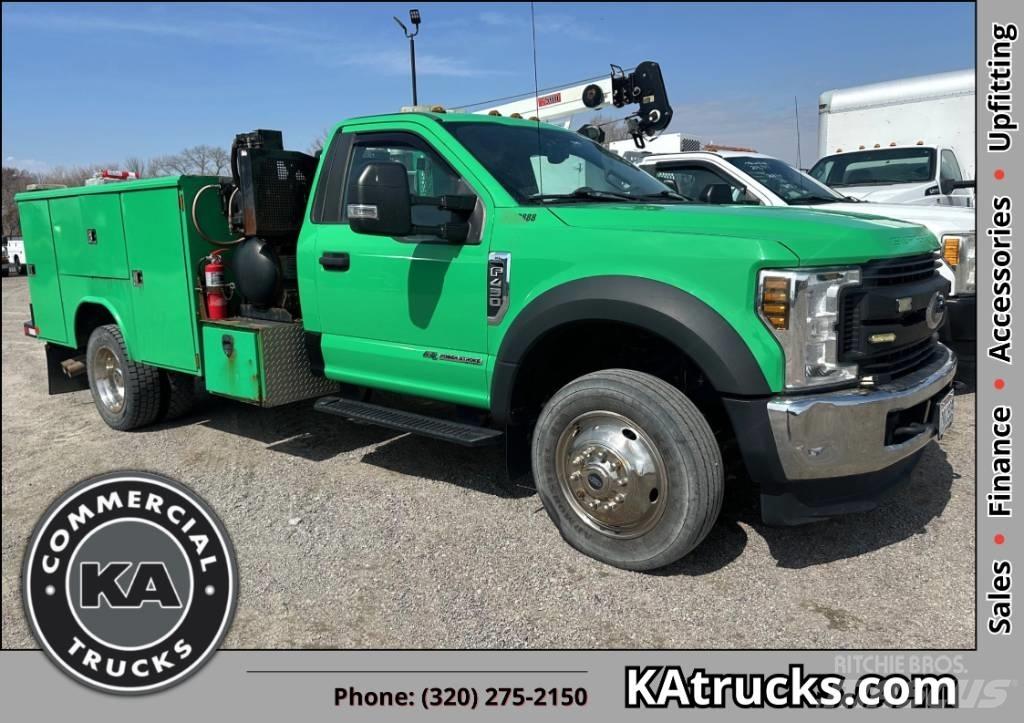 Ford F 450 XL SD شاحنات ذات صهاريج
