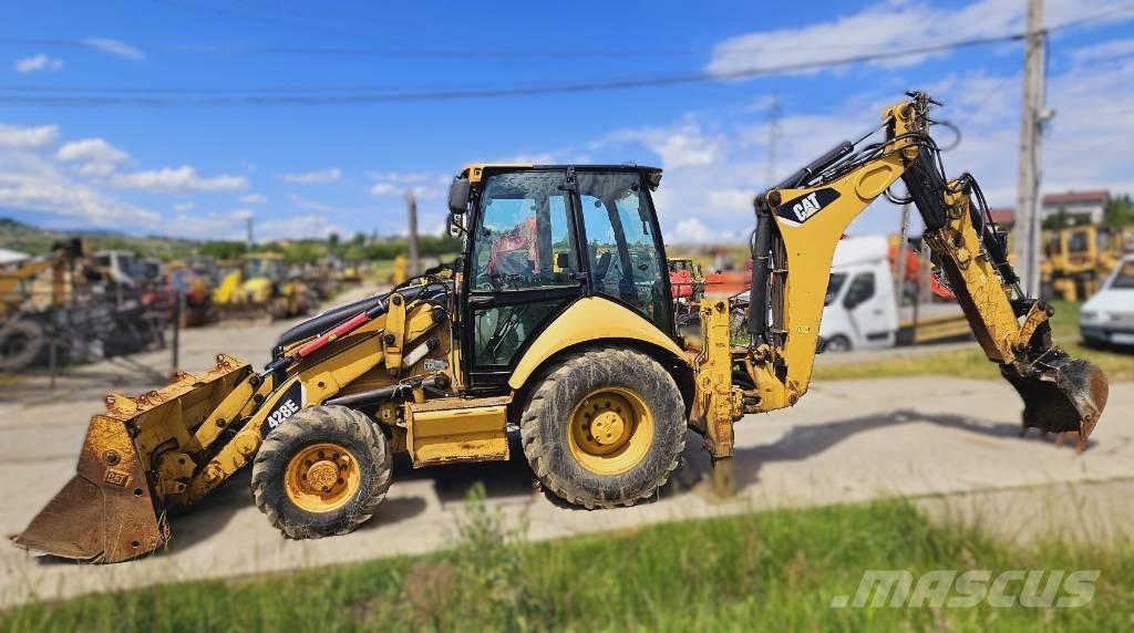 CAT 428 E لوادر ذات جرافات عكسية