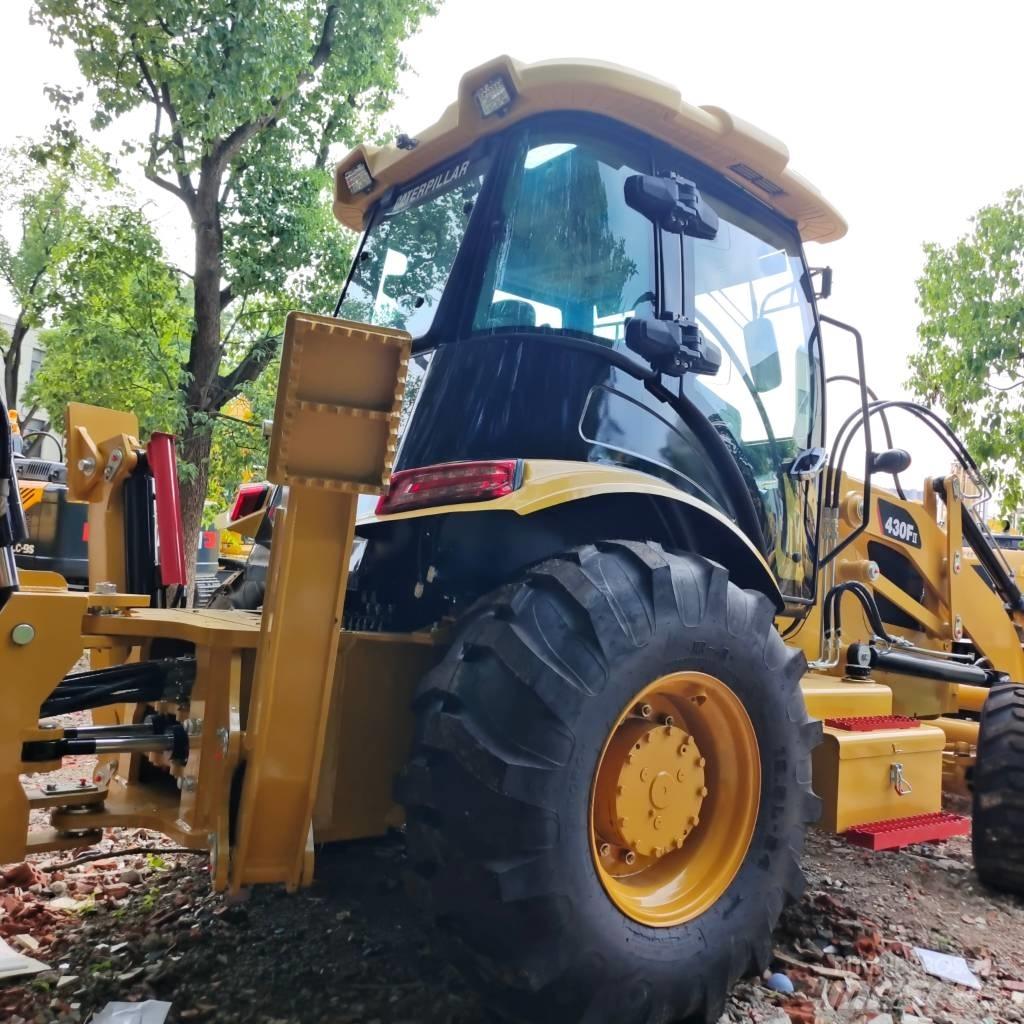 CAT 420 F لوادر ذات جرافات عكسية