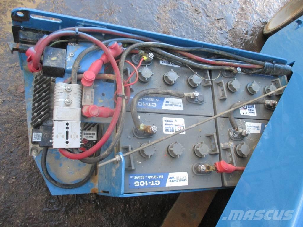 Genie GS 2632 رافعات مقصية الشكل