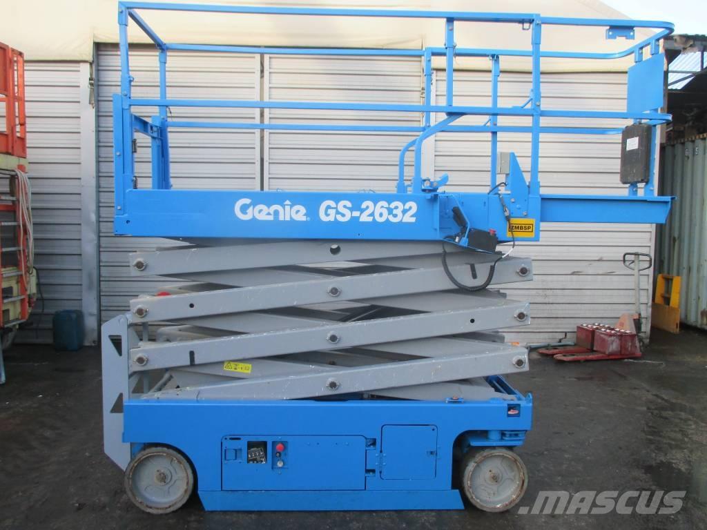 Genie GS 2632 رافعات مقصية الشكل