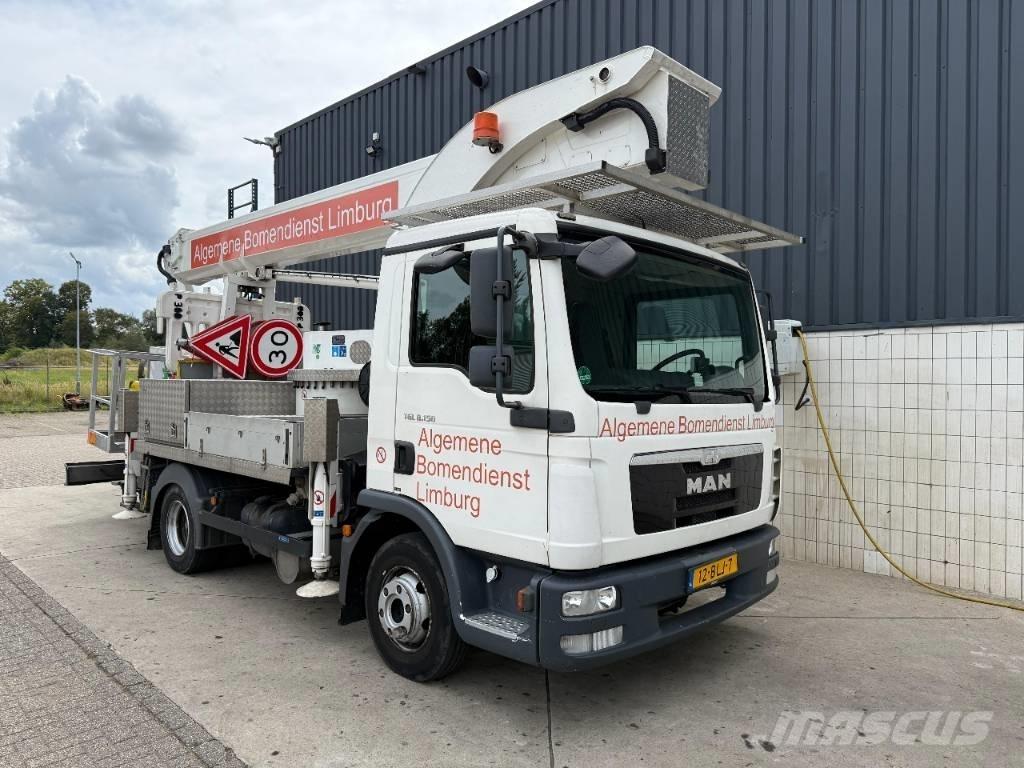 Palfinger P 300 KS المنصات الهوائية المثبتة على شاحنة