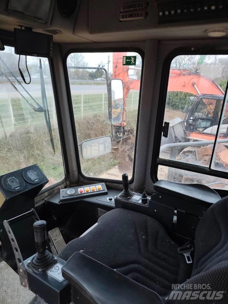 Bomag BC 972 RB مكابس المخلفات
