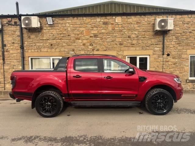 Ford Ranger شاحنات خفيفة/مفصلية الجوانب