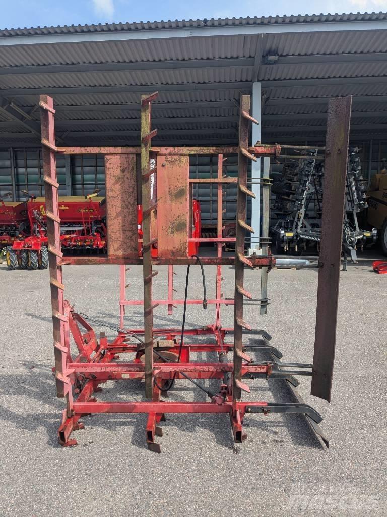 Potila 3P 660 زلاقات ميدانية