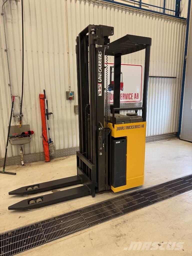 Atlet truck AJN 160 شاحنات مناولة ذاتية الدفع