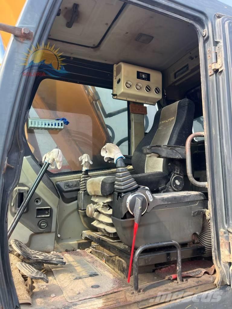 Hyundai Robex 215-7C حفارات زحافة