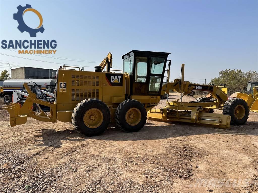 CAT 140 H معدات تمهيد الطرق
