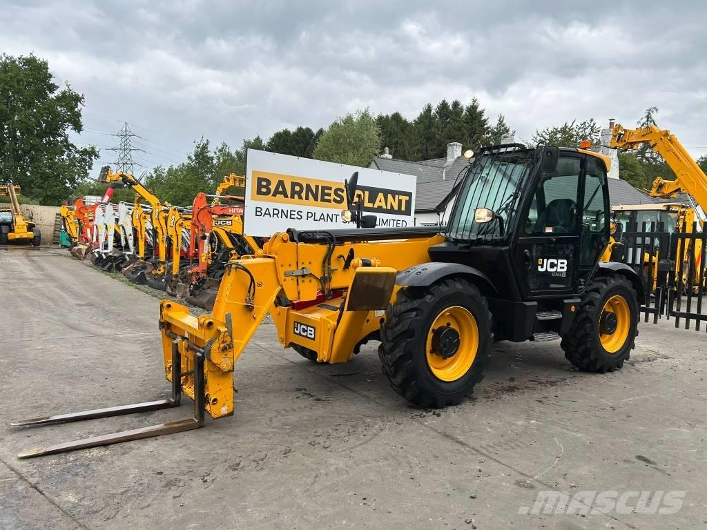 JCB 540-140 مناولات متداخلة