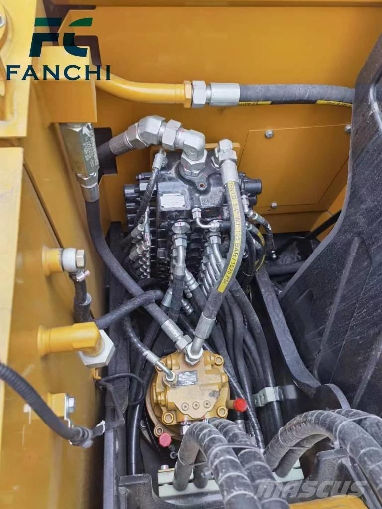 Sany SY75C حفارات زحافة